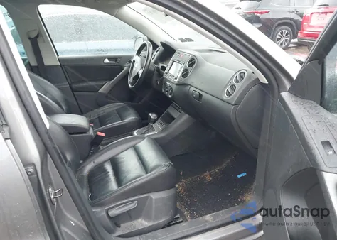 2010 Volkswagen Tiguan Se из США, поврежденный, VIN WVGBV7AX3AW511601